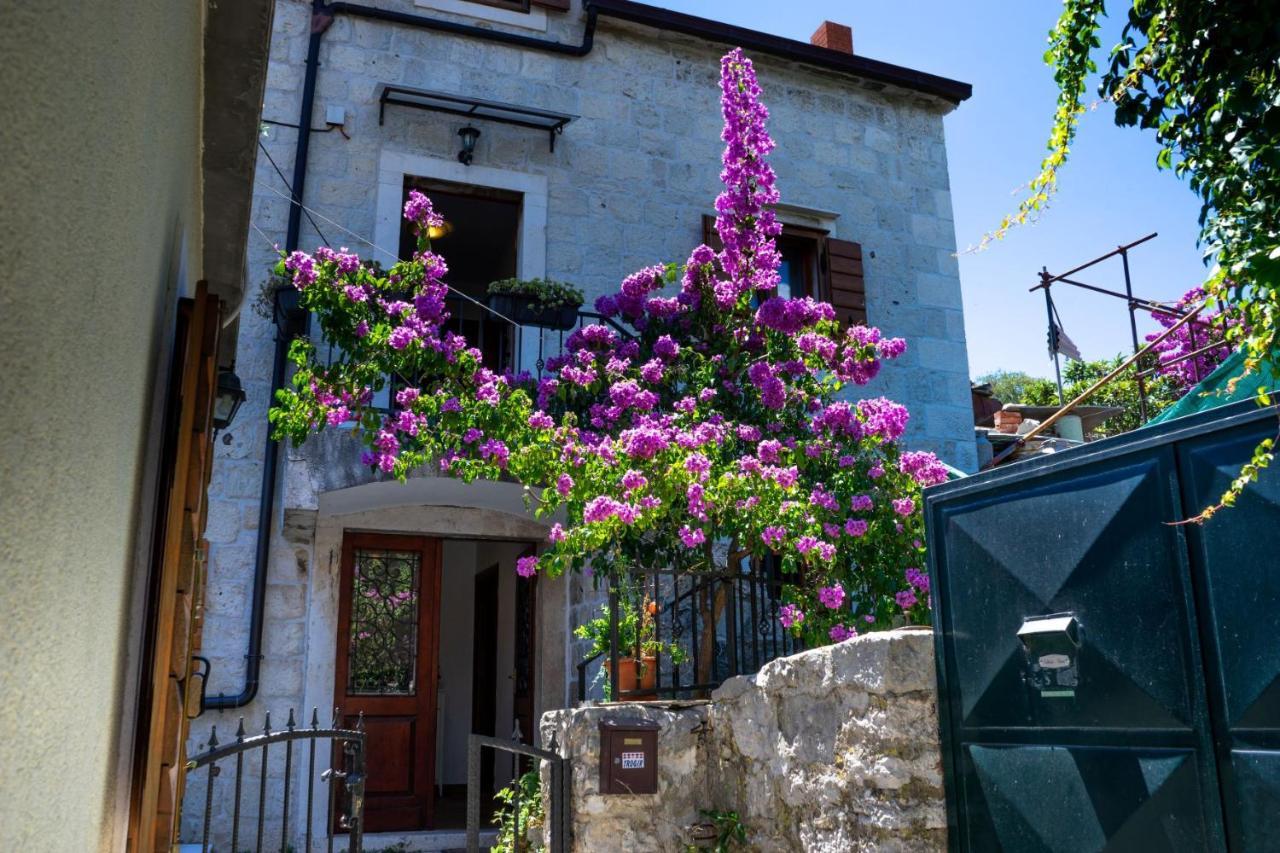 Вілла Stone House Marino Трогір Екстер'єр фото